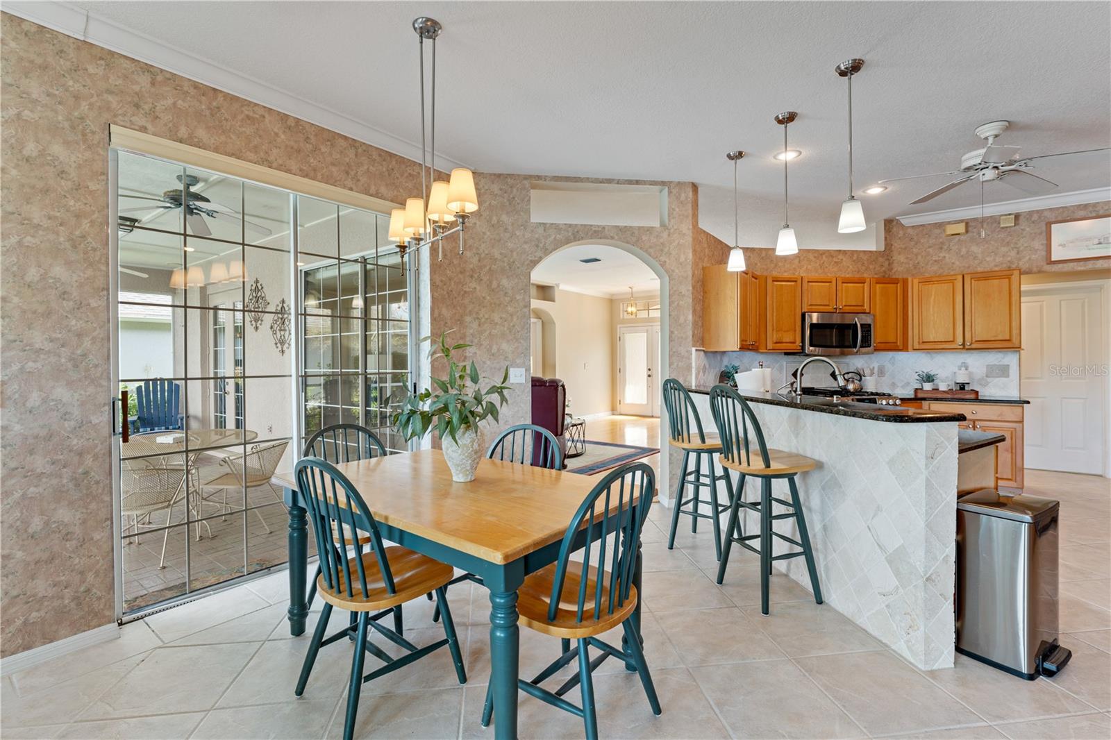 Image 15 of 65 For 9442 Hunters Pond Drive