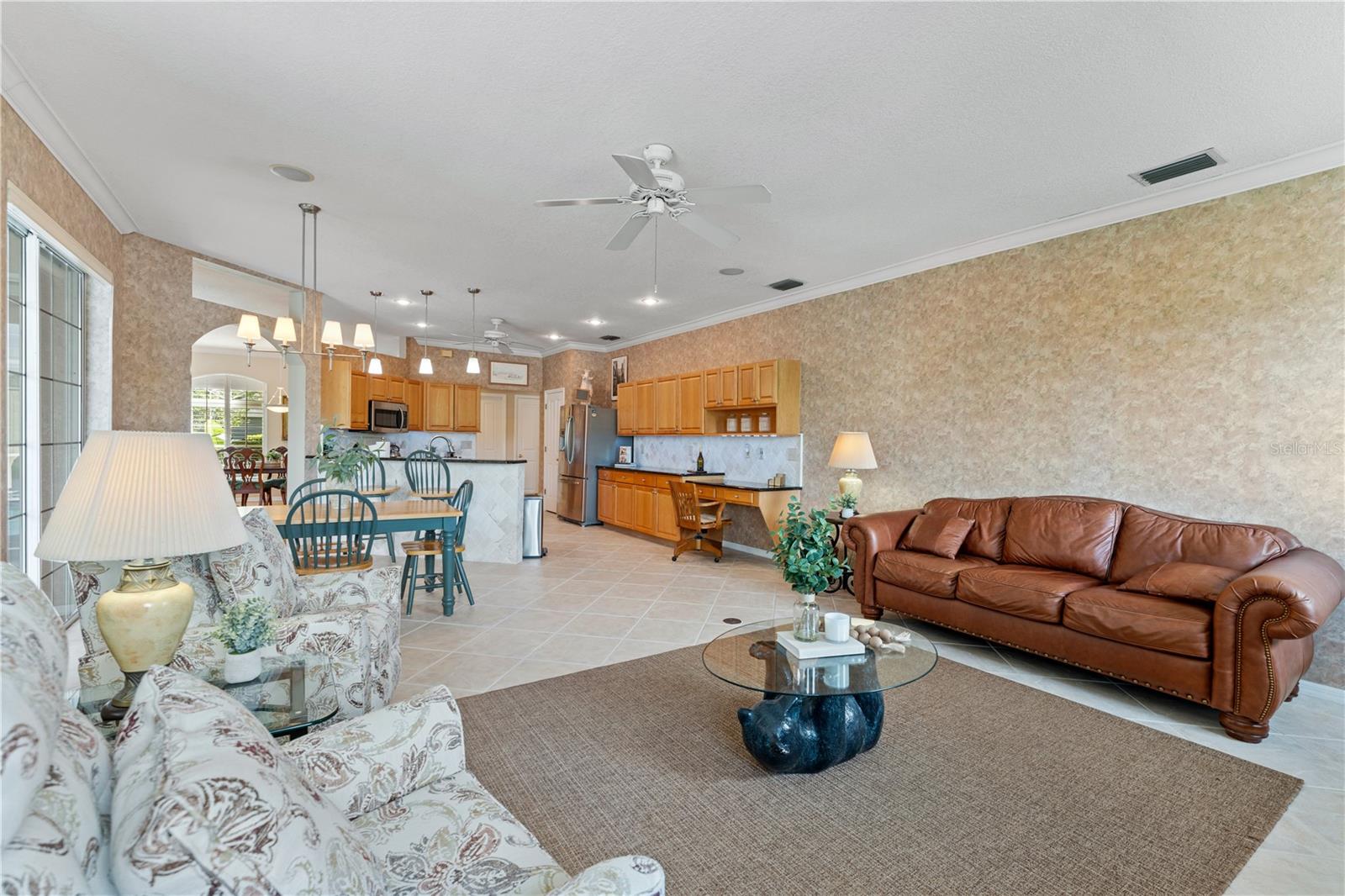 Image 19 of 65 For 9442 Hunters Pond Drive