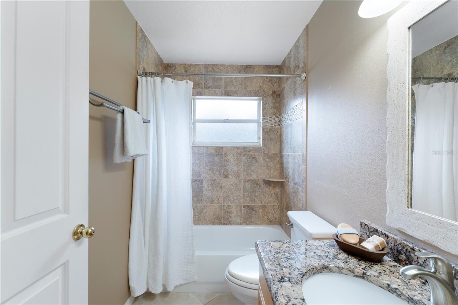 Image 34 of 65 For 9442 Hunters Pond Drive