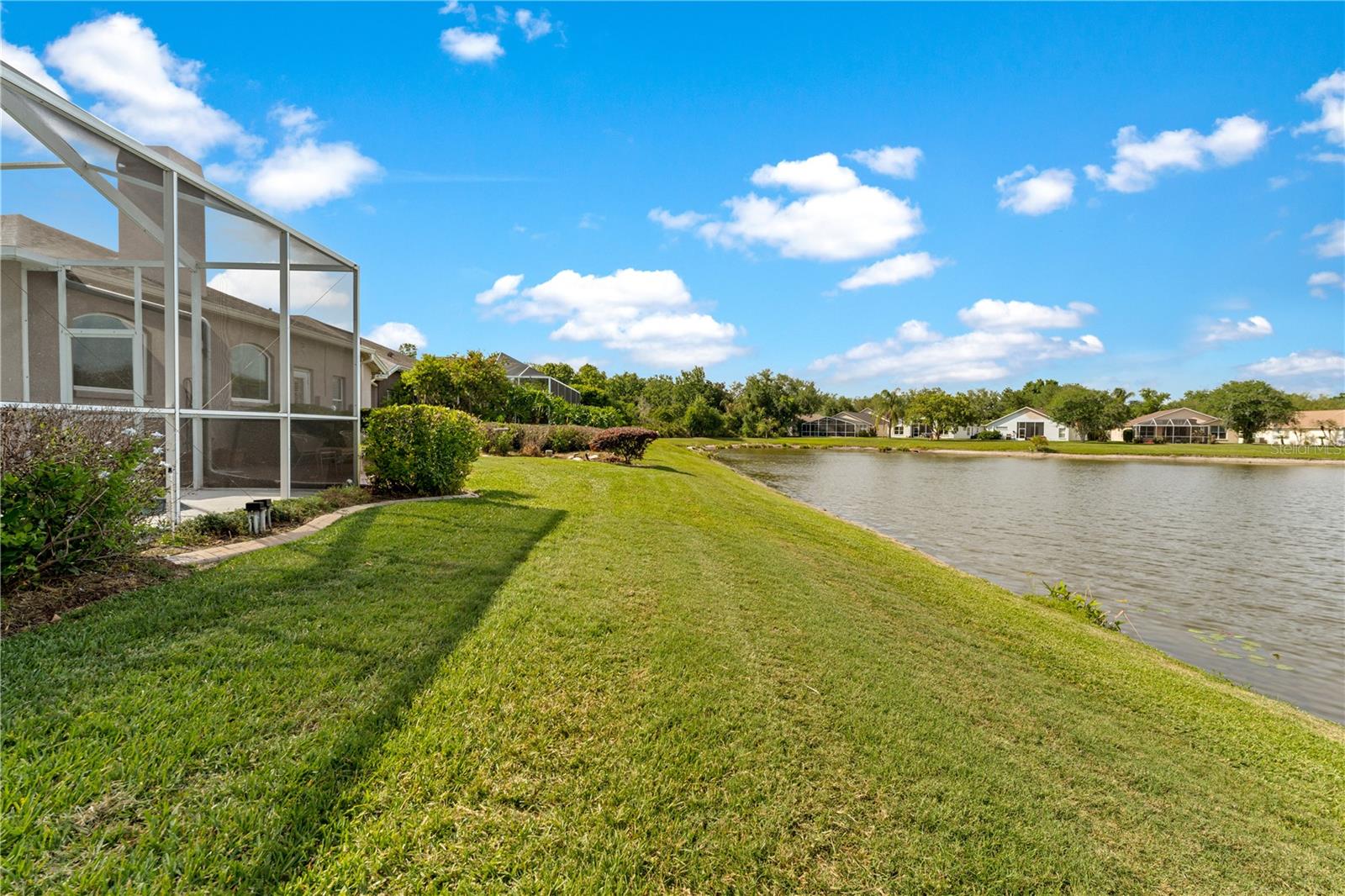 Image 53 of 65 For 9442 Hunters Pond Drive