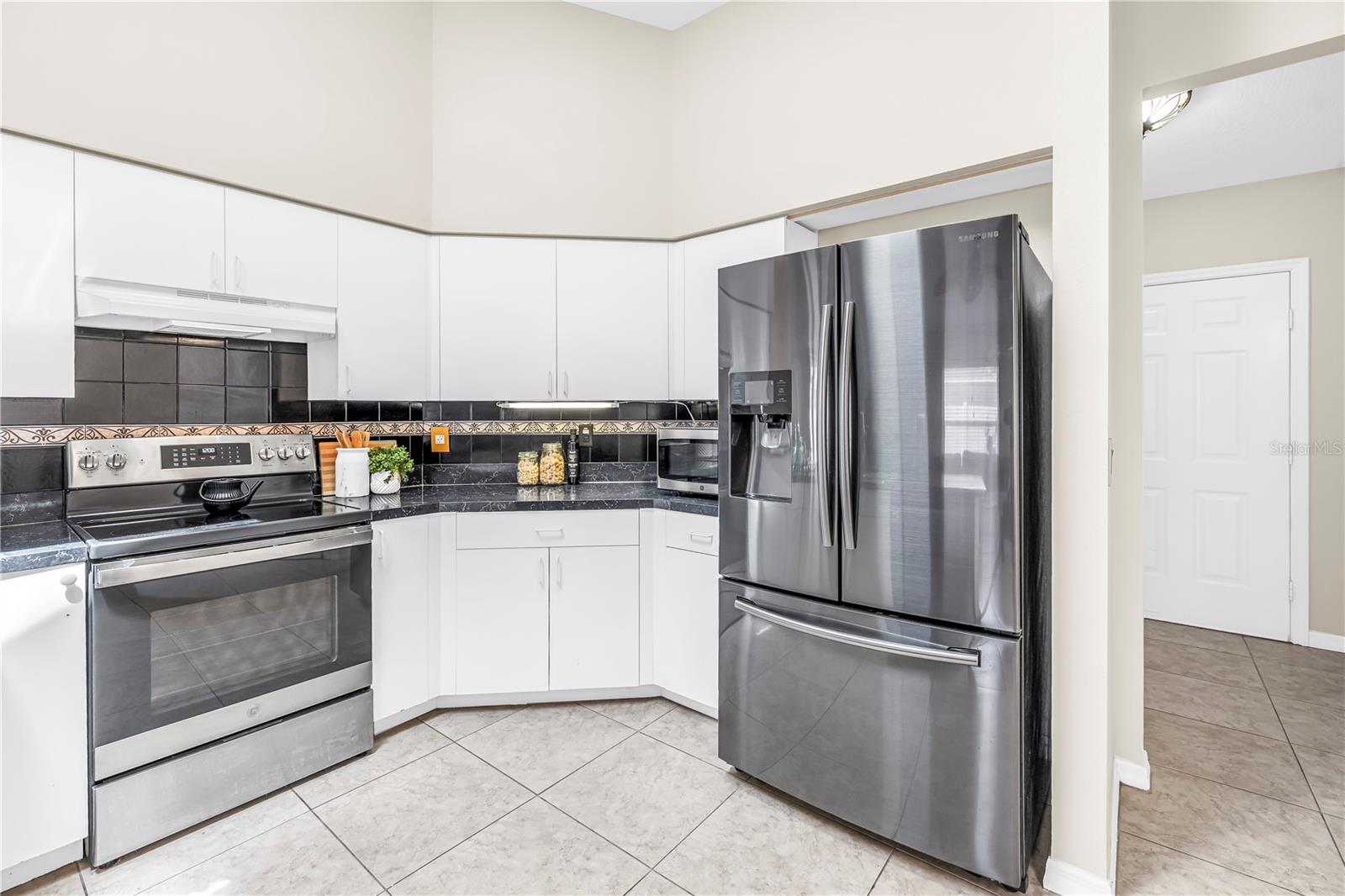 Image 21 of 56 For 5810 Bitter Orange Avenue