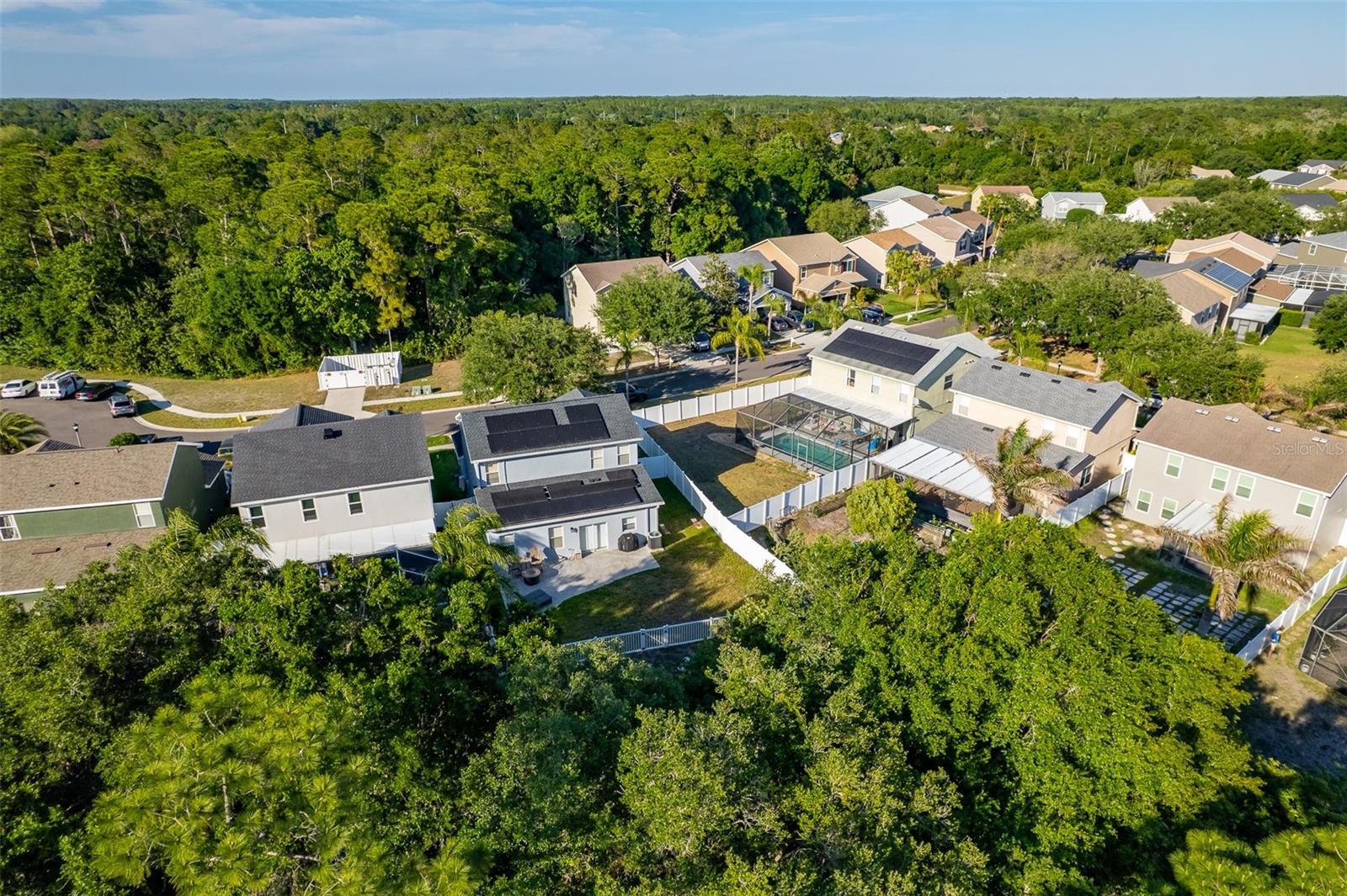 Image 17 of 23 For 9004 Grand Bayou Court