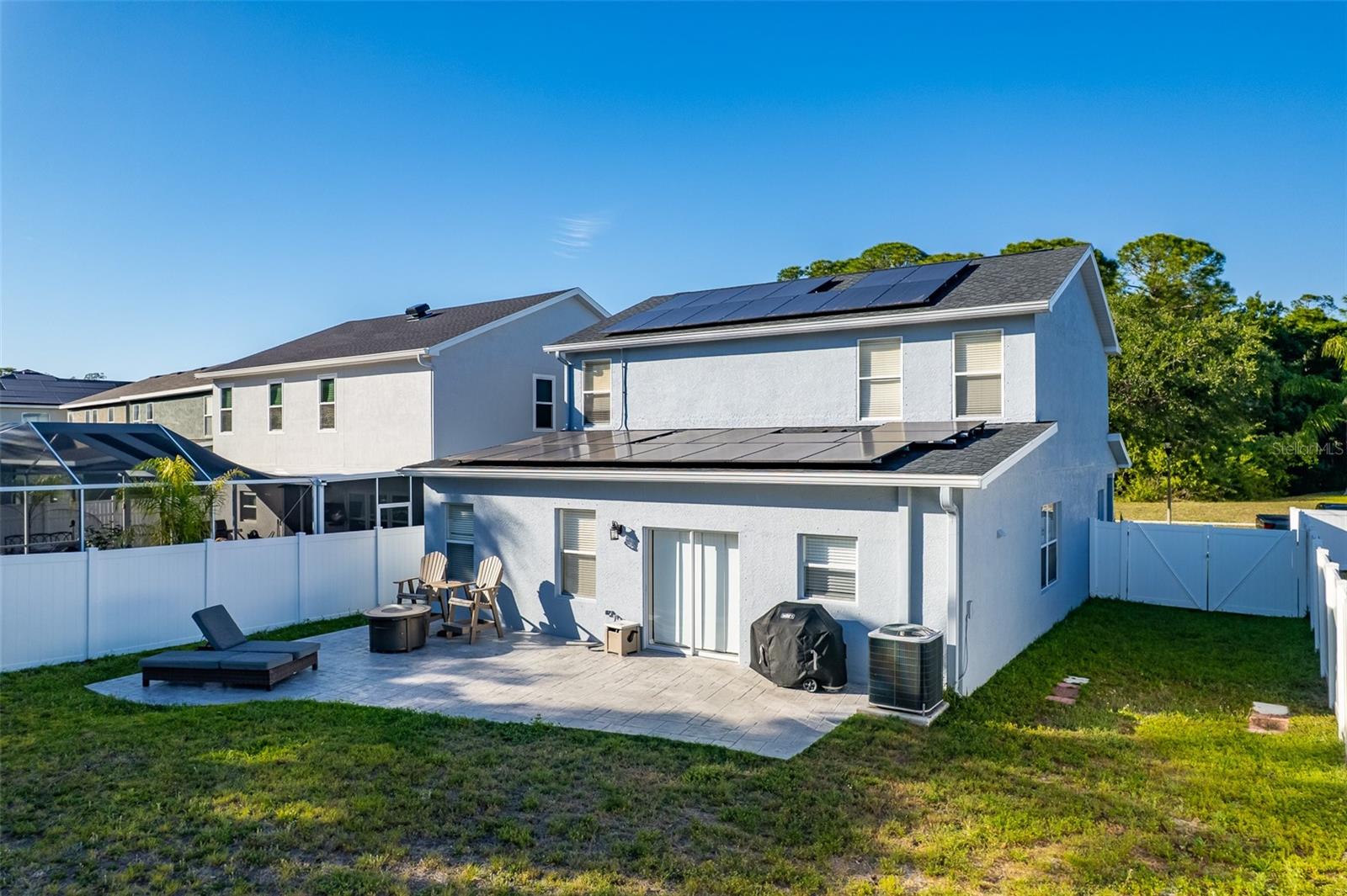 Image 21 of 23 For 9004 Grand Bayou Court