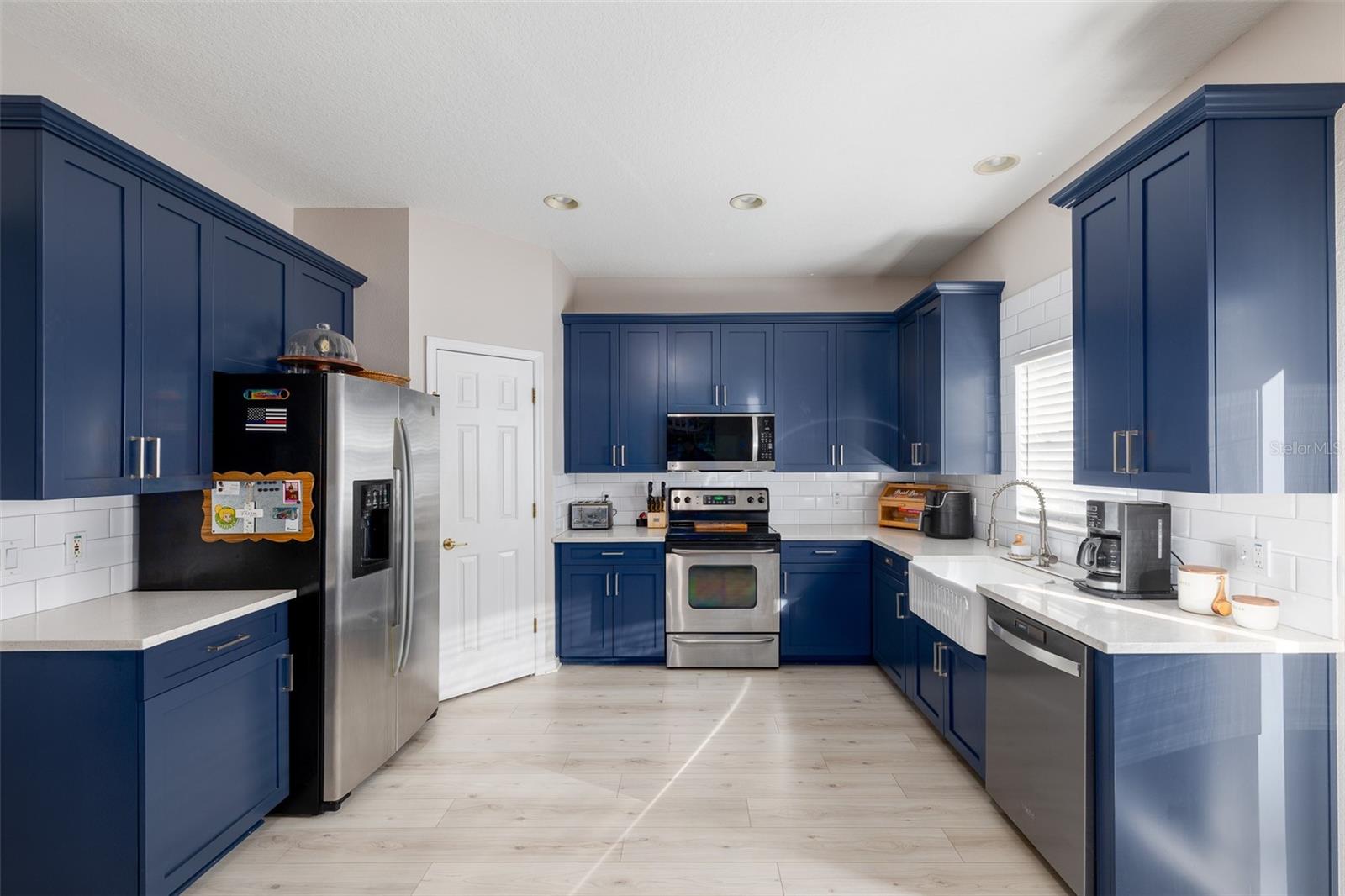 Image 4 of 23 For 9004 Grand Bayou Court