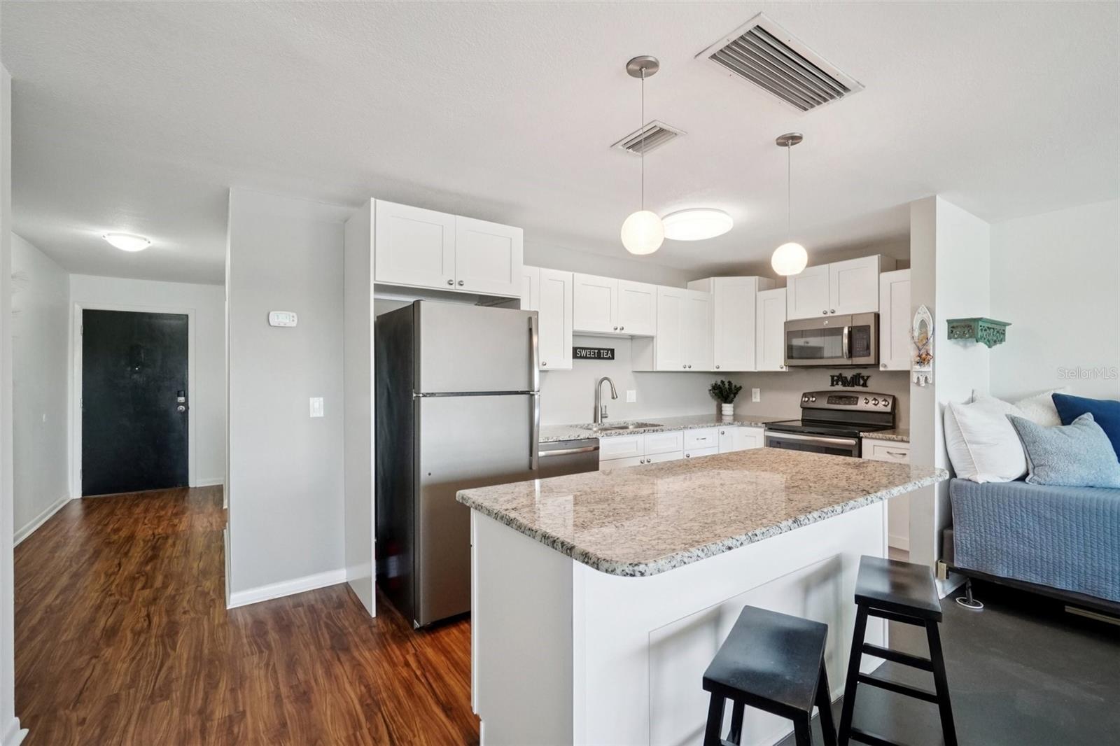 Image 11 of 29 For 3850 13th Avenue N 212