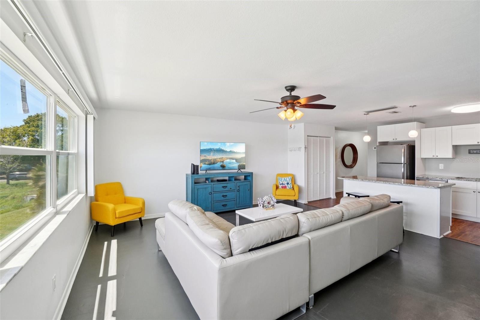 Image 9 of 29 For 3850 13th Avenue N 212