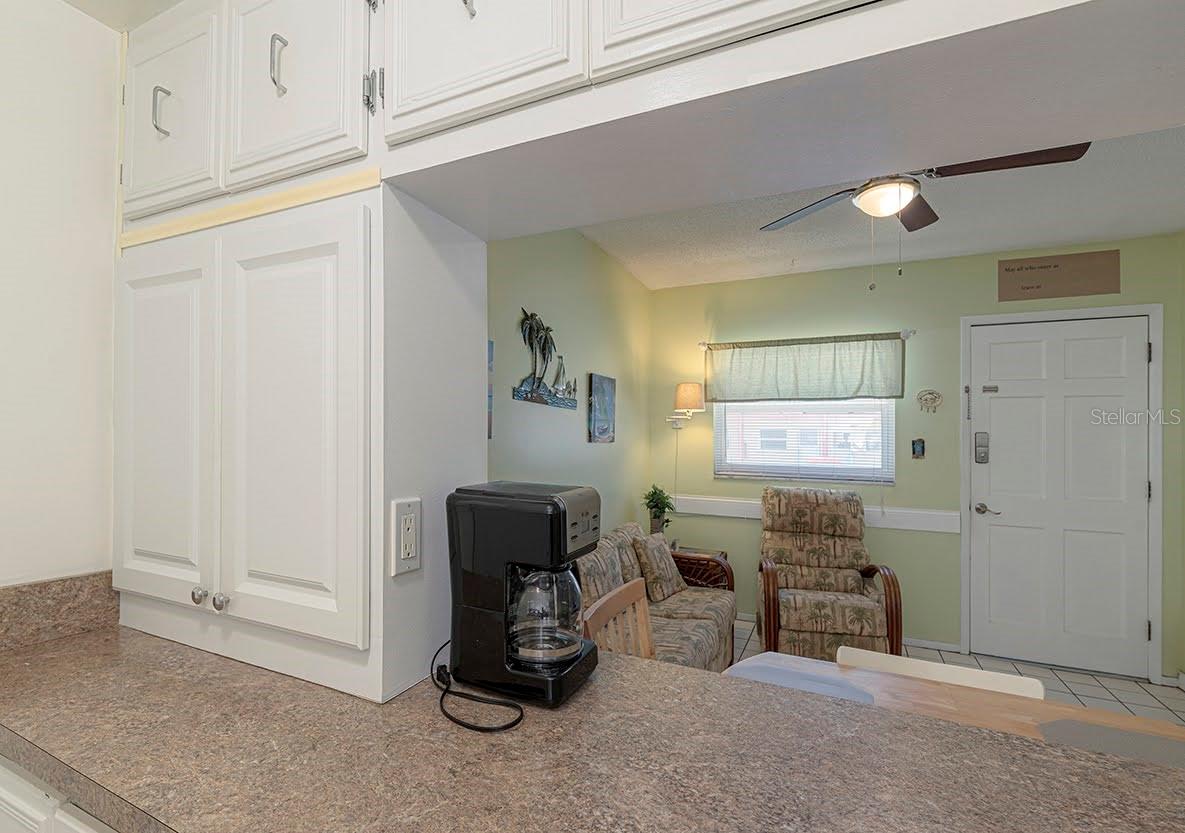 Image 17 of 47 For 8567 Gulf Boulevard 3n