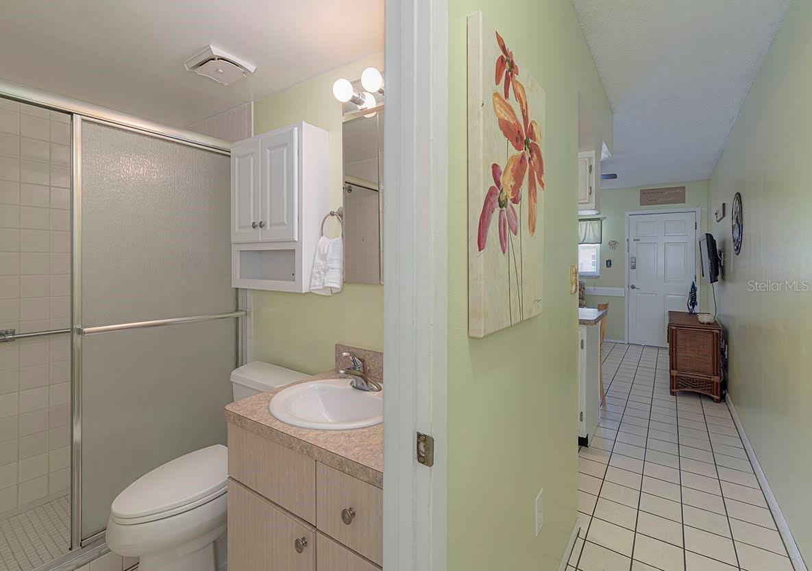 Image 23 of 47 For 8567 Gulf Boulevard 3n