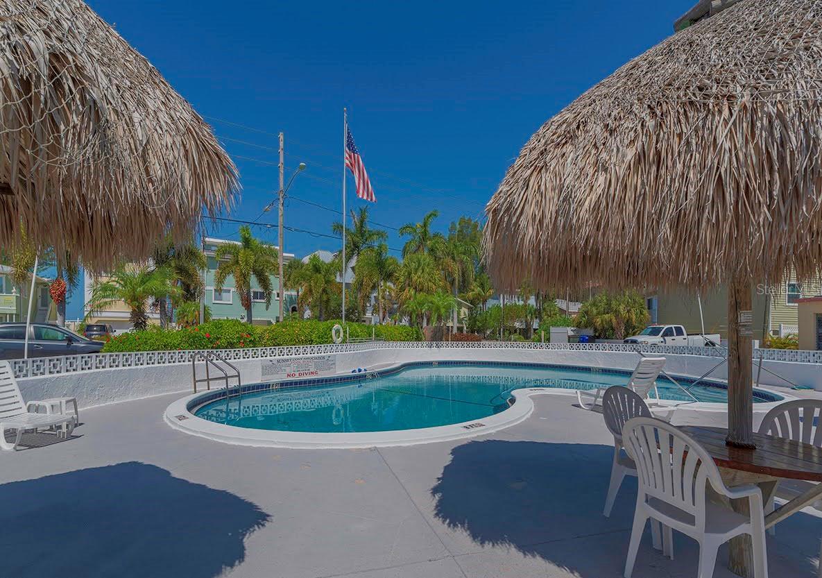 Image 27 of 47 For 8567 Gulf Boulevard 3n