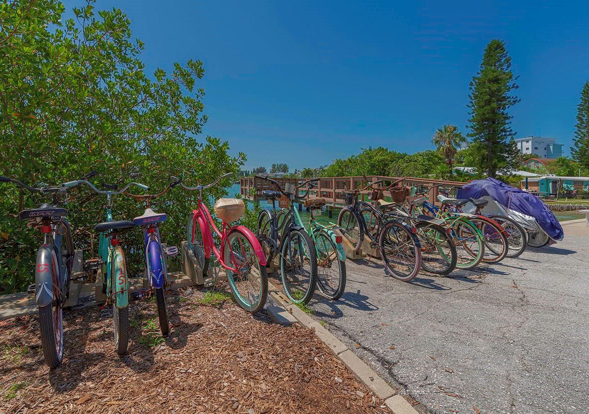 Image 28 of 47 For 8567 Gulf Boulevard 3n