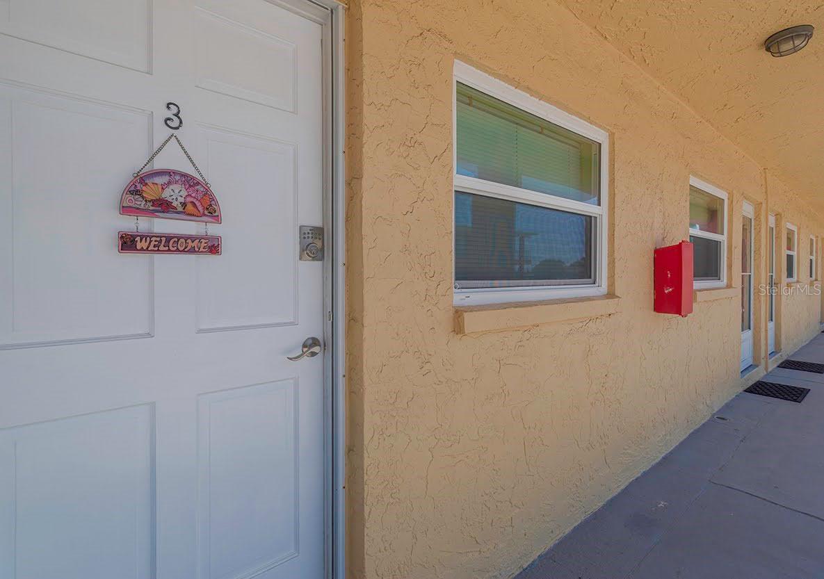 Image 6 of 47 For 8567 Gulf Boulevard 3n