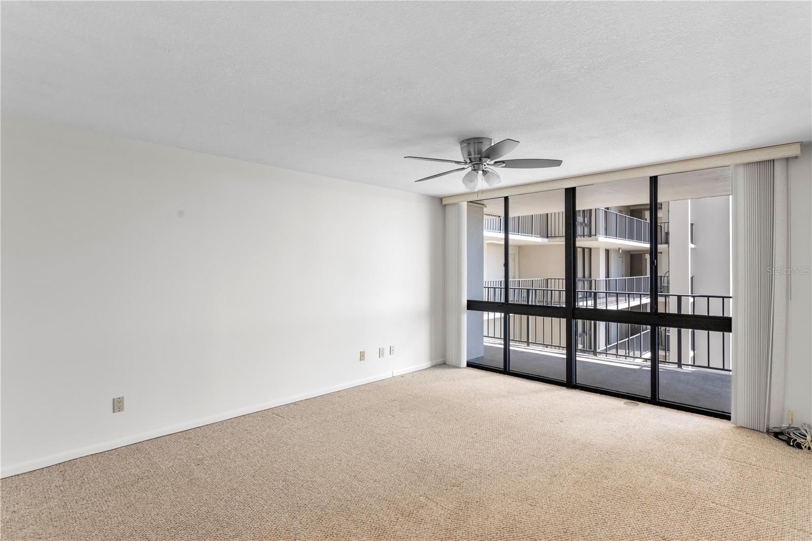 Image 20 of 41 For 3301 Bayshore Boulevard 702e