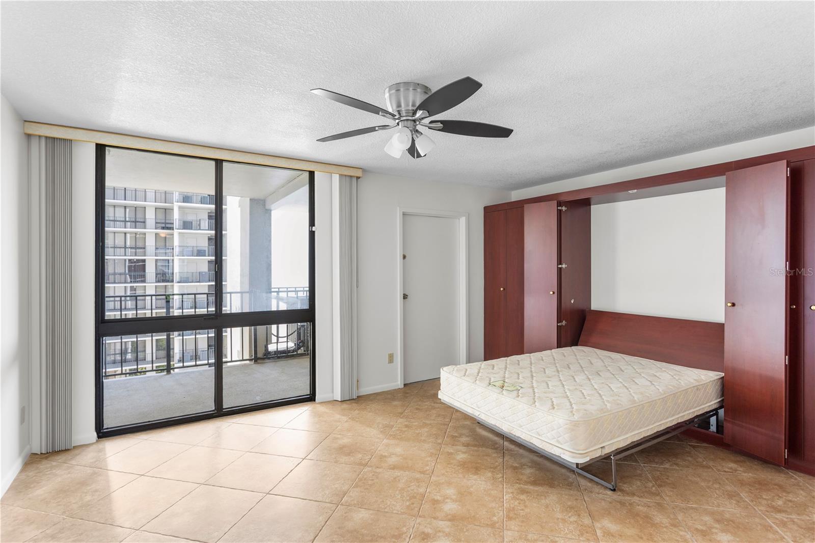 Image 26 of 41 For 3301 Bayshore Boulevard 702e