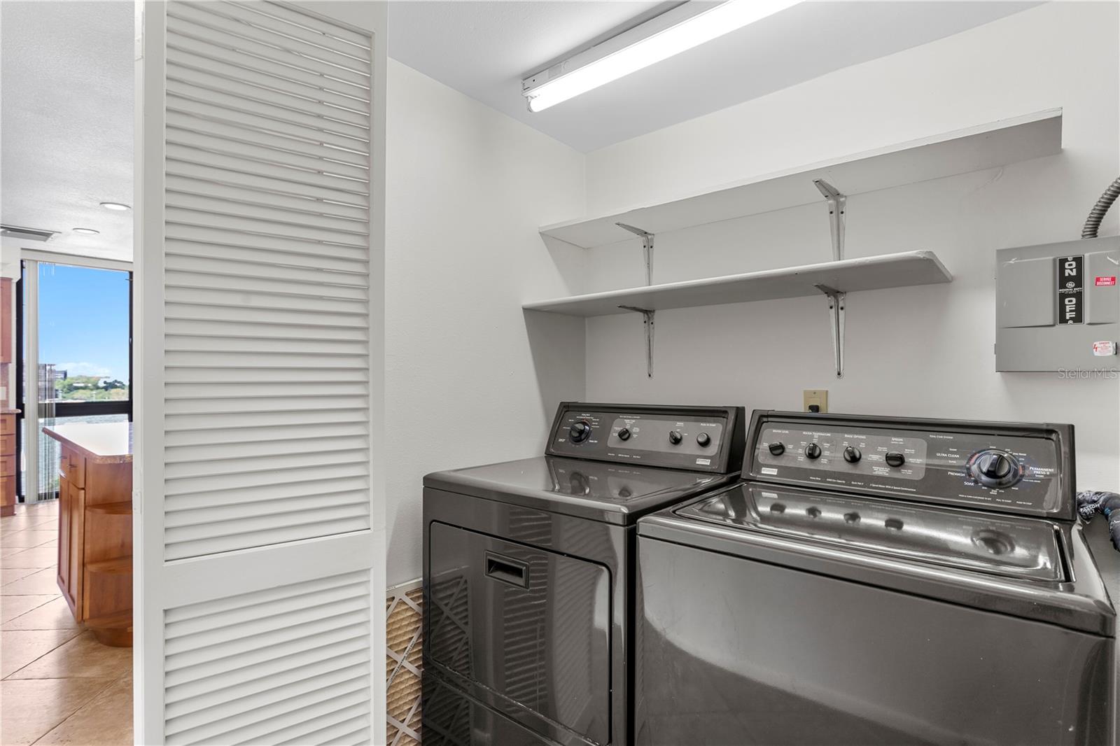 Image 30 of 41 For 3301 Bayshore Boulevard 702e