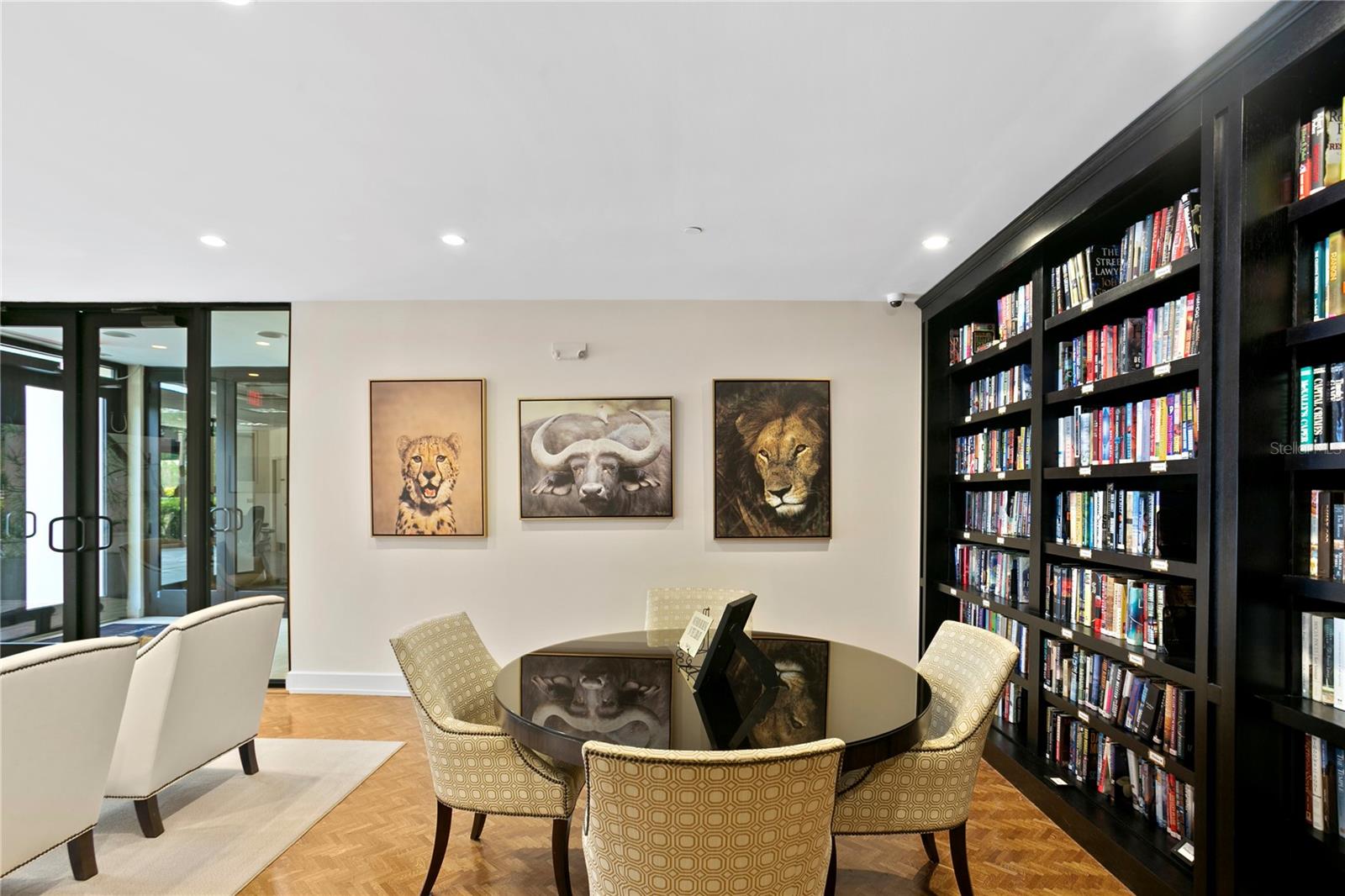 Image 39 of 41 For 3301 Bayshore Boulevard 702e