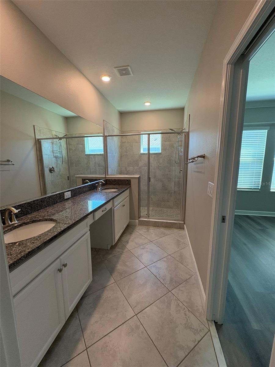 Image 21 of 39 For 18676 Noble Caspian Drive