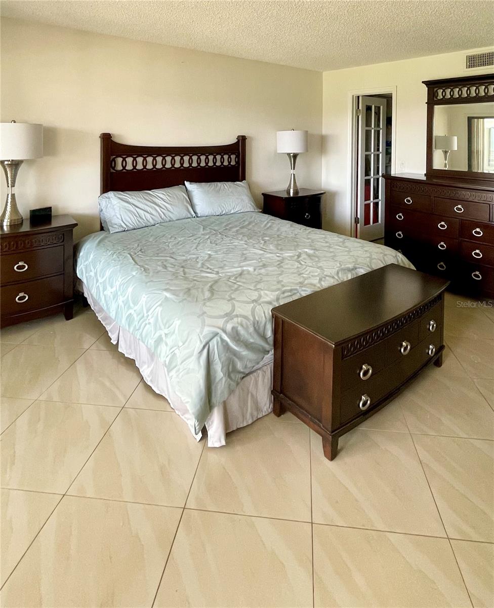 Image 13 of 30 For 7893 Sailboat Key Boulevard S 202