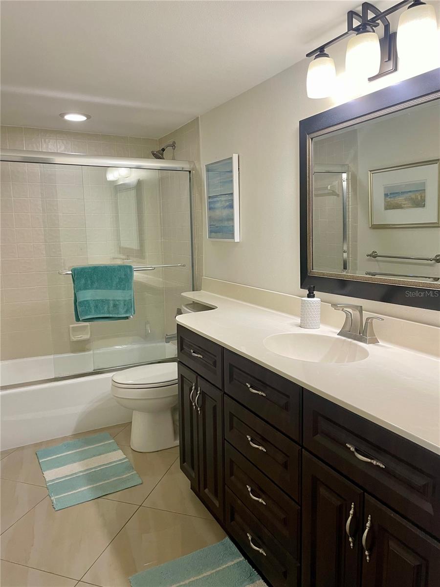 Image 14 of 30 For 7893 Sailboat Key Boulevard S 202