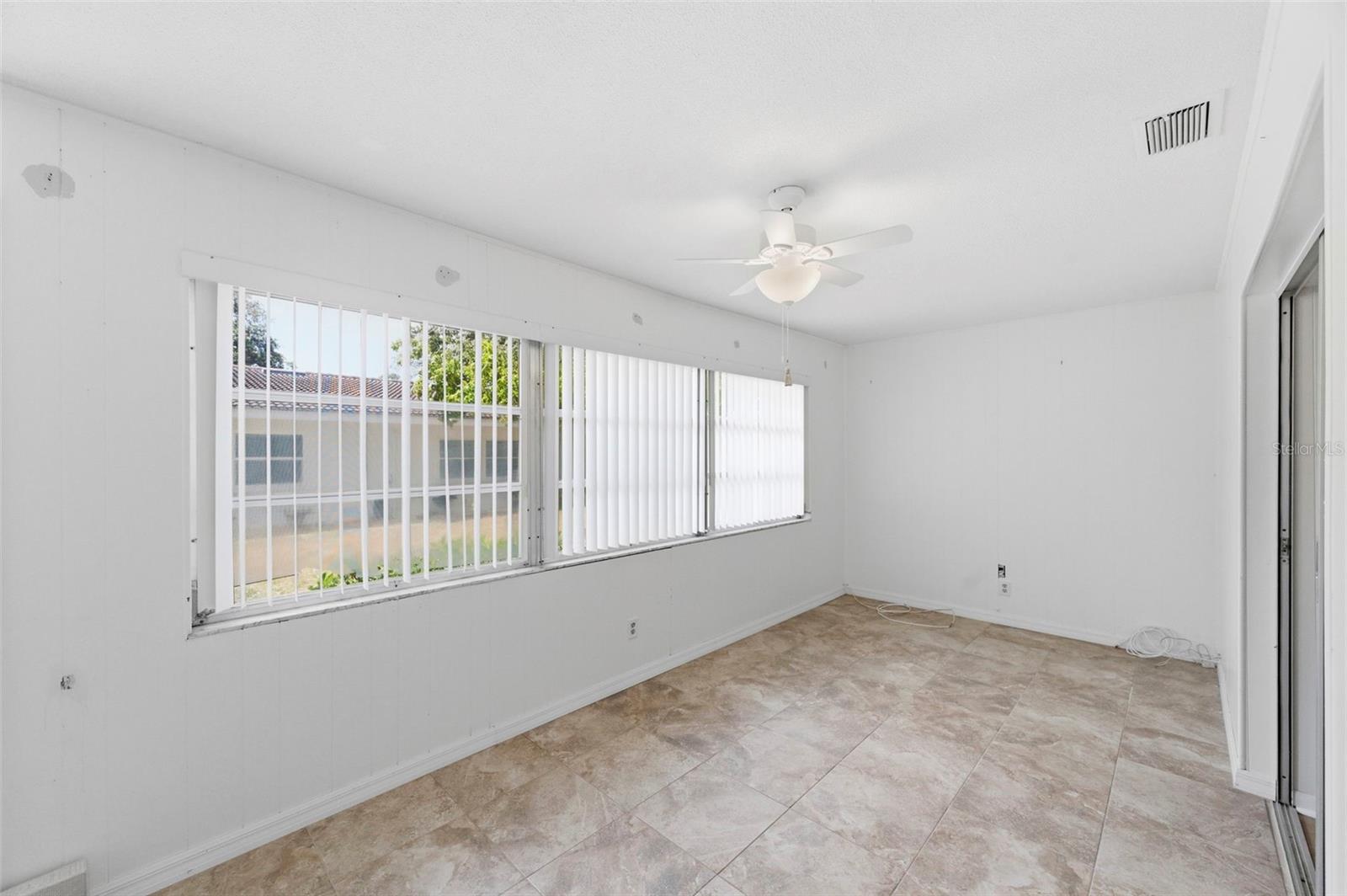 Image 15 of 47 For 11200 102nd Avenue 115