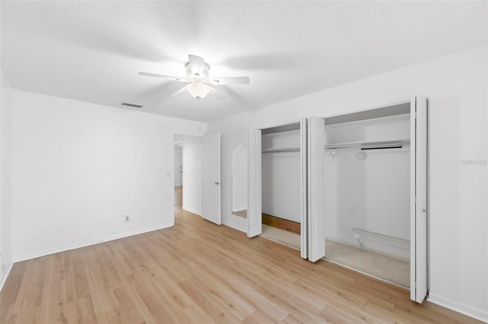 Image 19 of 47 For 11200 102nd Avenue 115