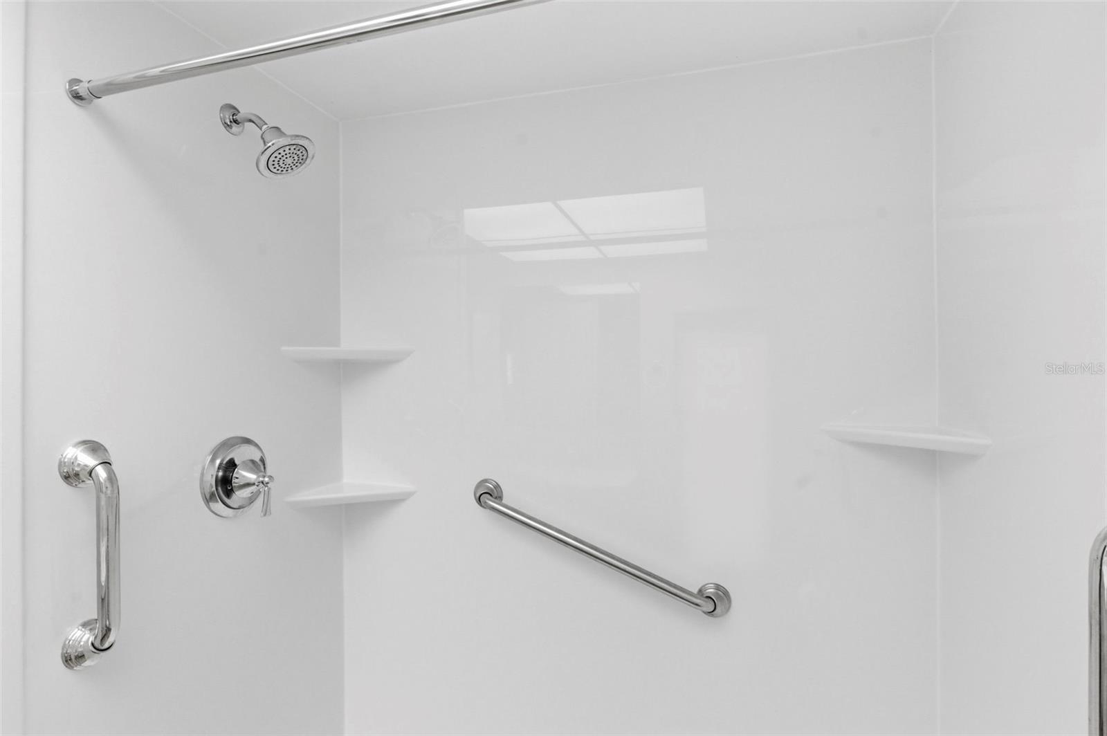 Image 26 of 47 For 11200 102nd Avenue 115