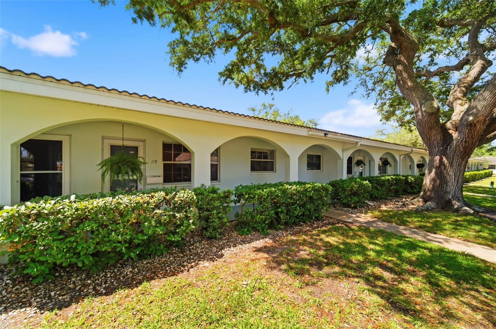 Image 4 of 47 For 11200 102nd Avenue 115