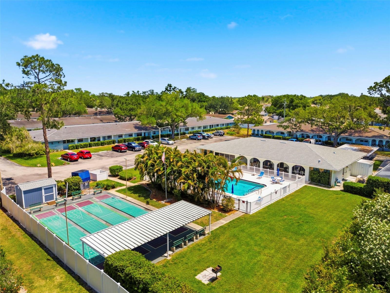 Image 40 of 47 For 11200 102nd Avenue 115