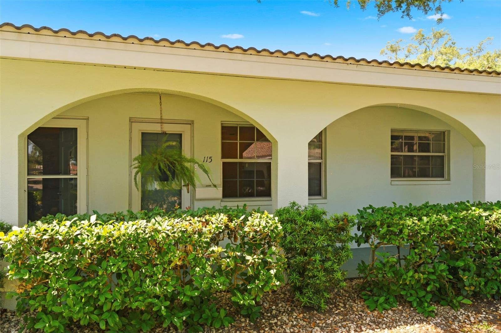 Image 5 of 47 For 11200 102nd Avenue 115