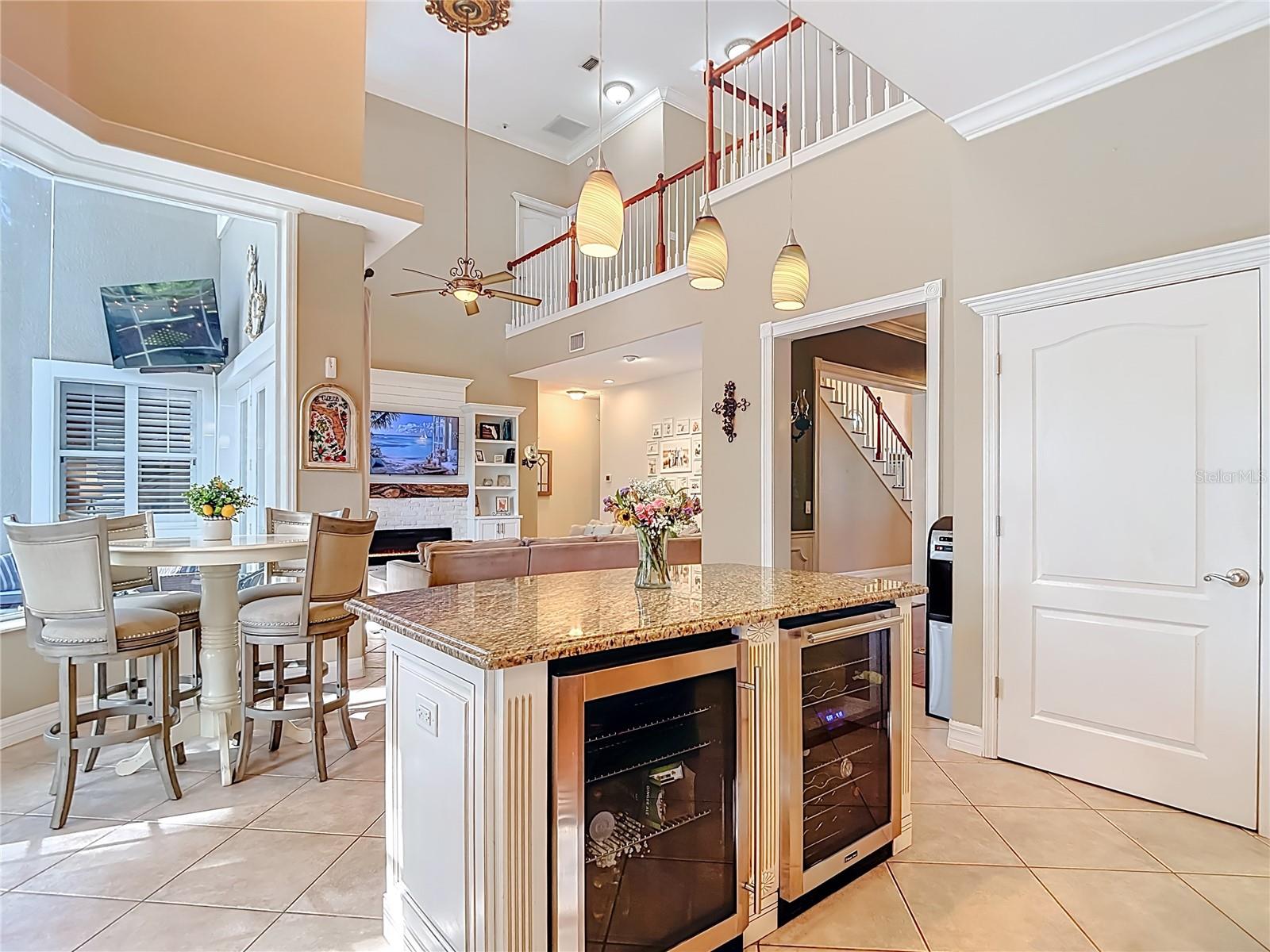 Image 21 of 75 For 2425 Valrico Forest Drive