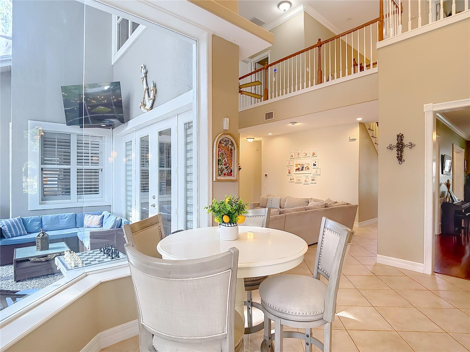 Image 26 of 75 For 2425 Valrico Forest Drive