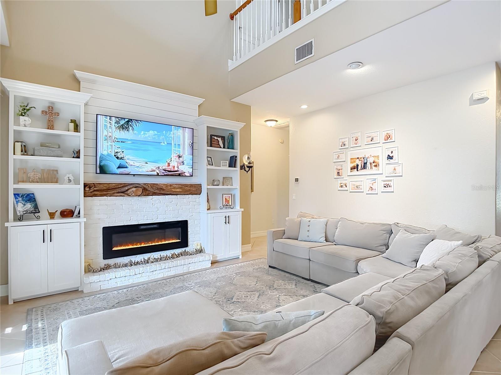 Image 29 of 75 For 2425 Valrico Forest Drive