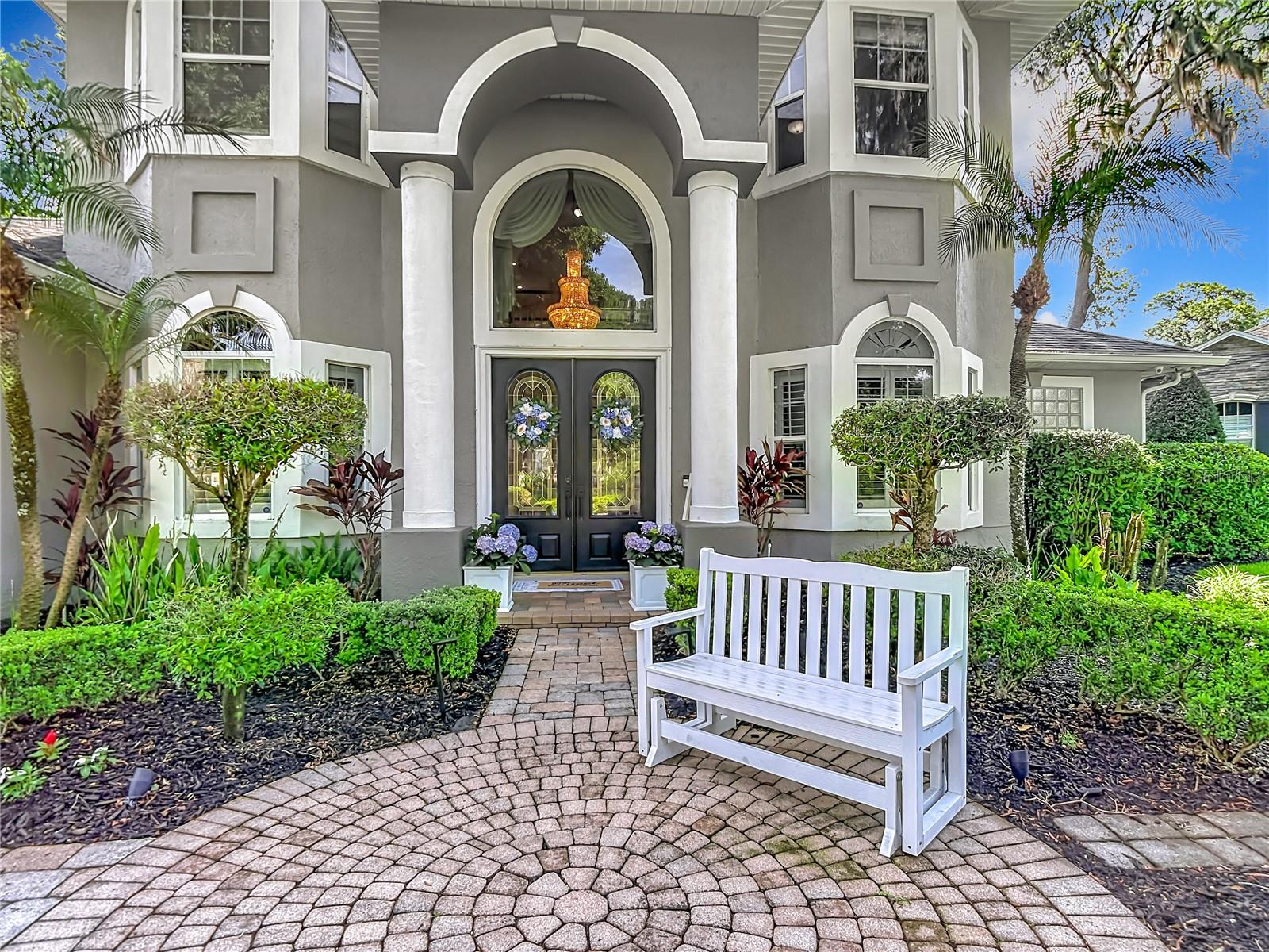 Image 5 of 75 For 2425 Valrico Forest Drive