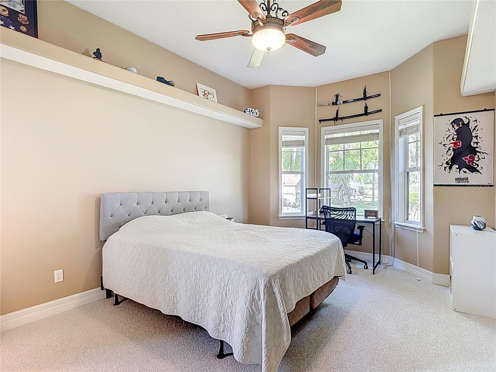 Image 50 of 75 For 2425 Valrico Forest Drive