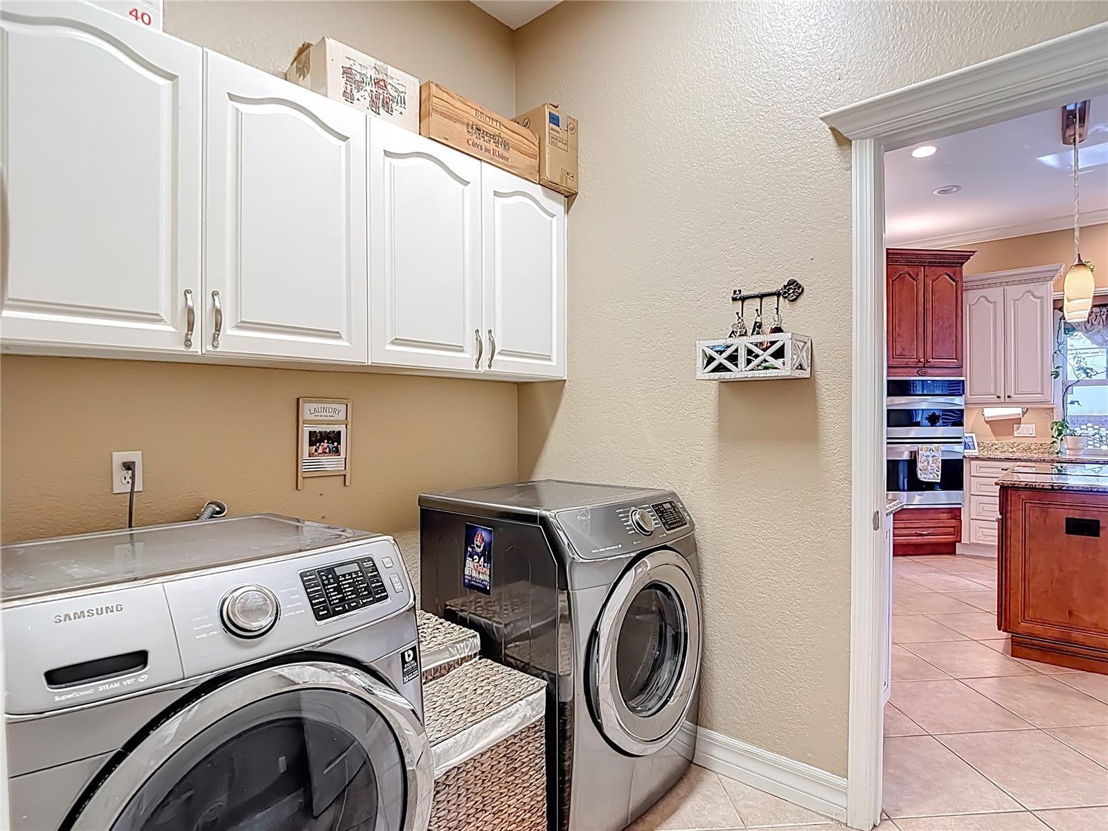 Image 58 of 75 For 2425 Valrico Forest Drive