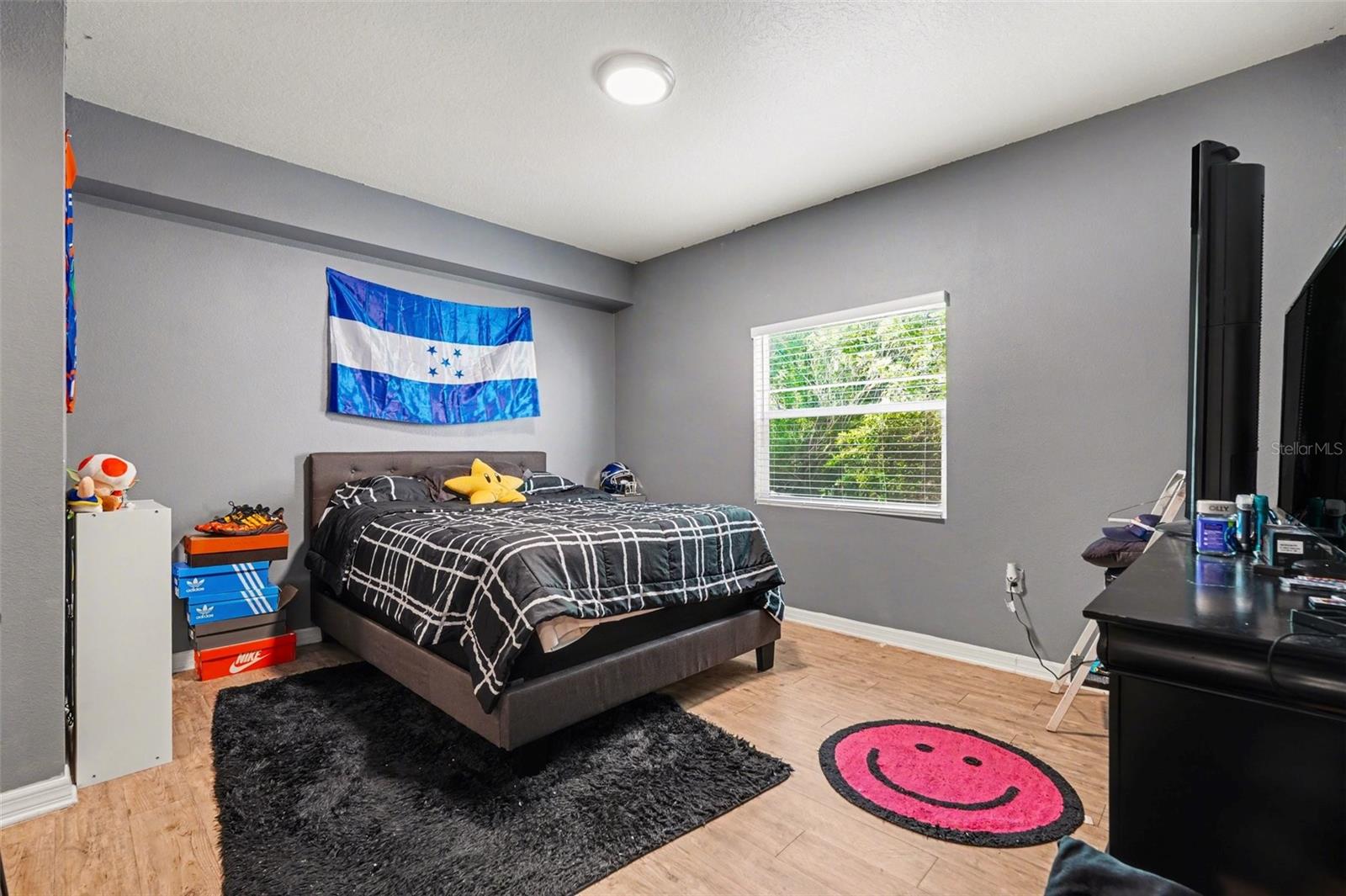 Image 14 of 26 For 9517 Amberdale Court 102