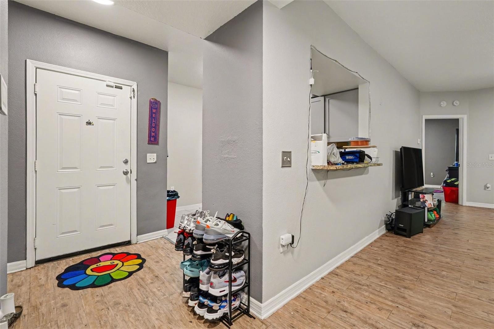 Image 4 of 26 For 9517 Amberdale Court 102