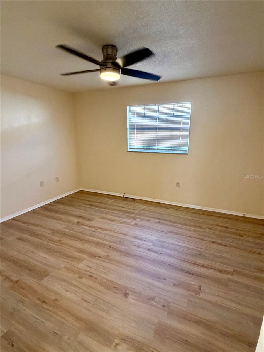 Image 15 of 19 For 1320 Moreland Drive 12