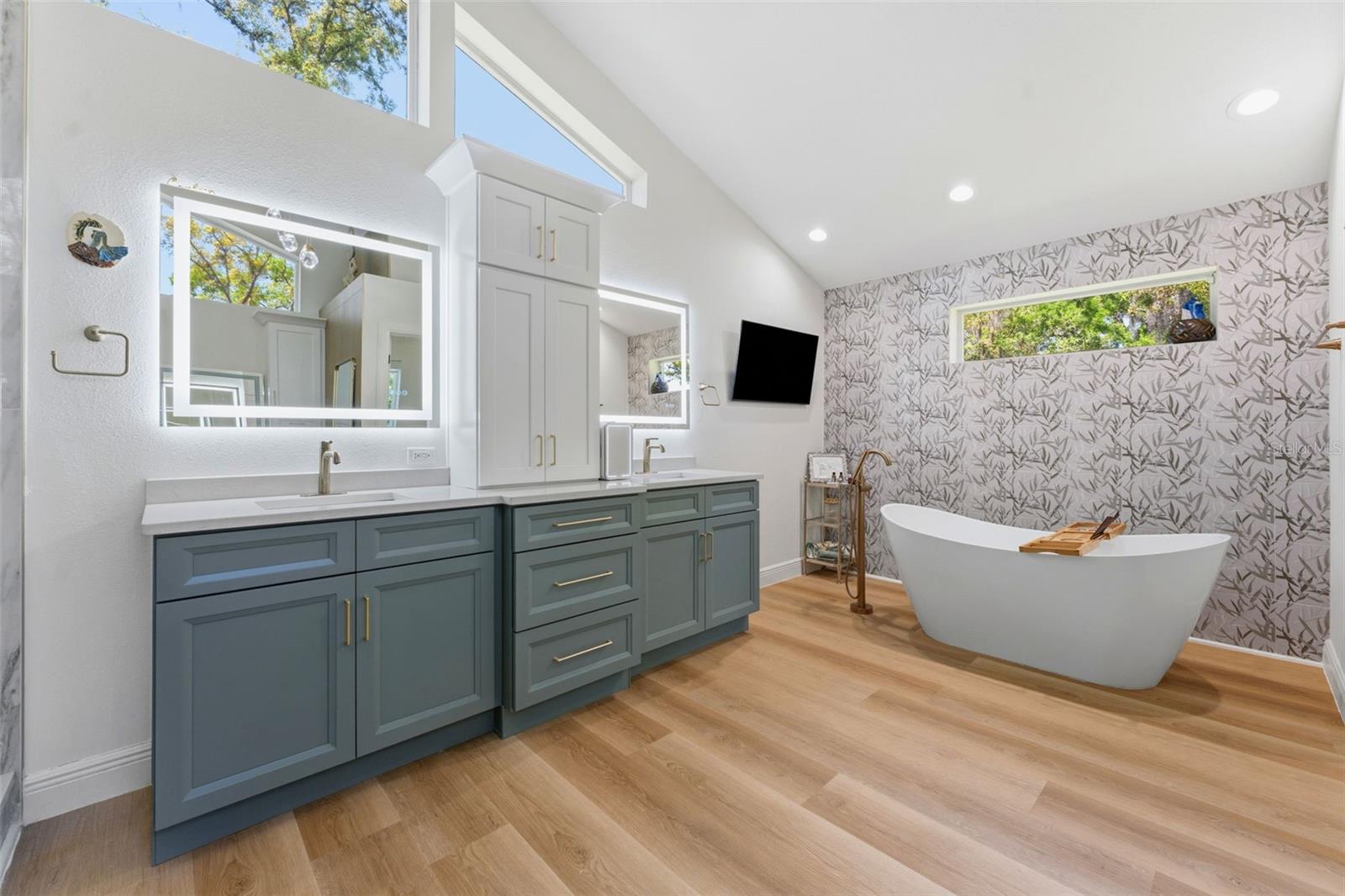 Image 19 of 66 For 1360 Sago Court