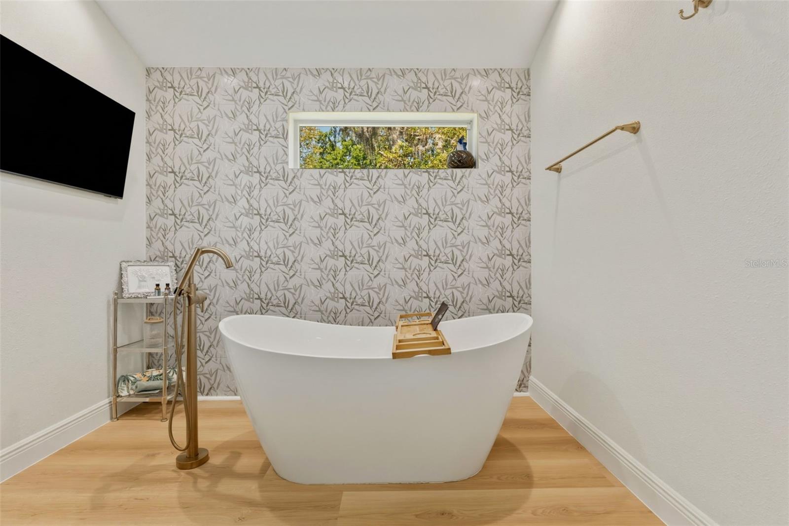 Image 20 of 66 For 1360 Sago Court