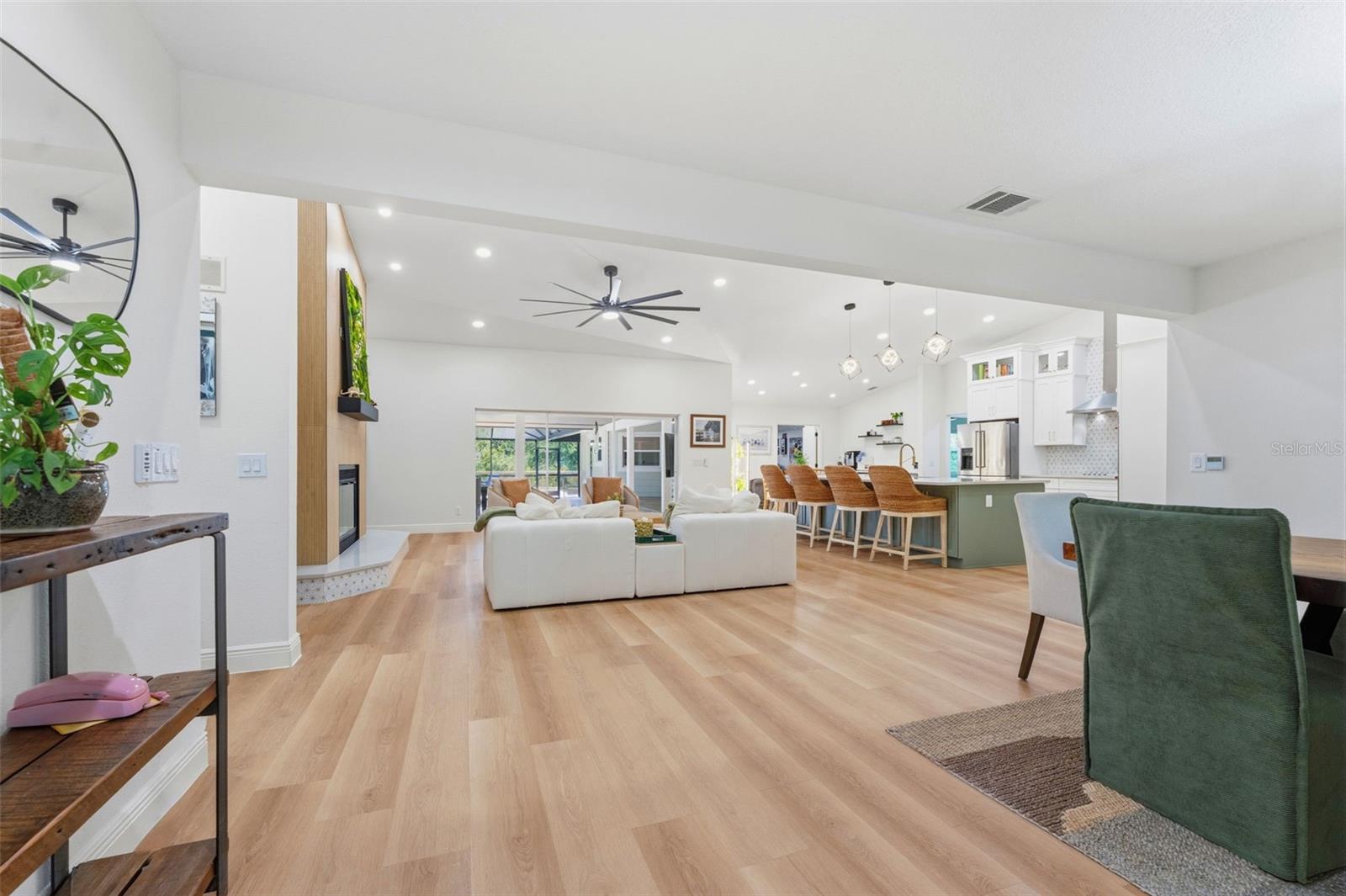 Image 4 of 66 For 1360 Sago Court