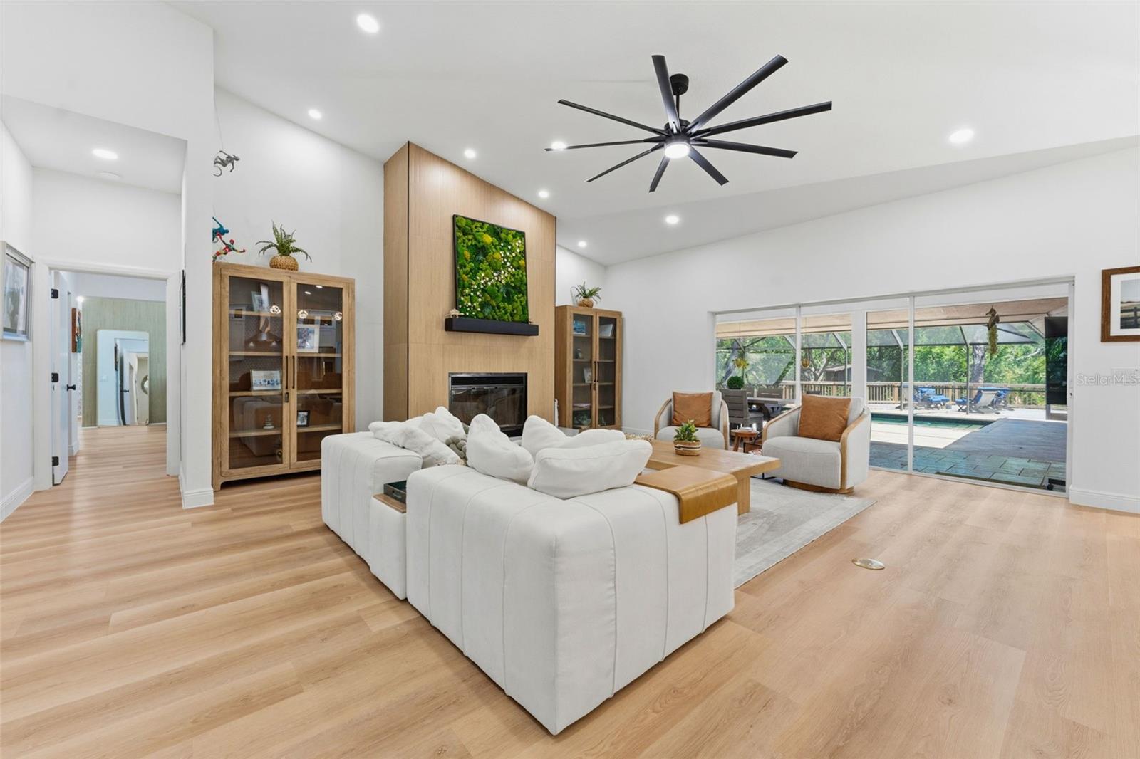 Image 5 of 66 For 1360 Sago Court