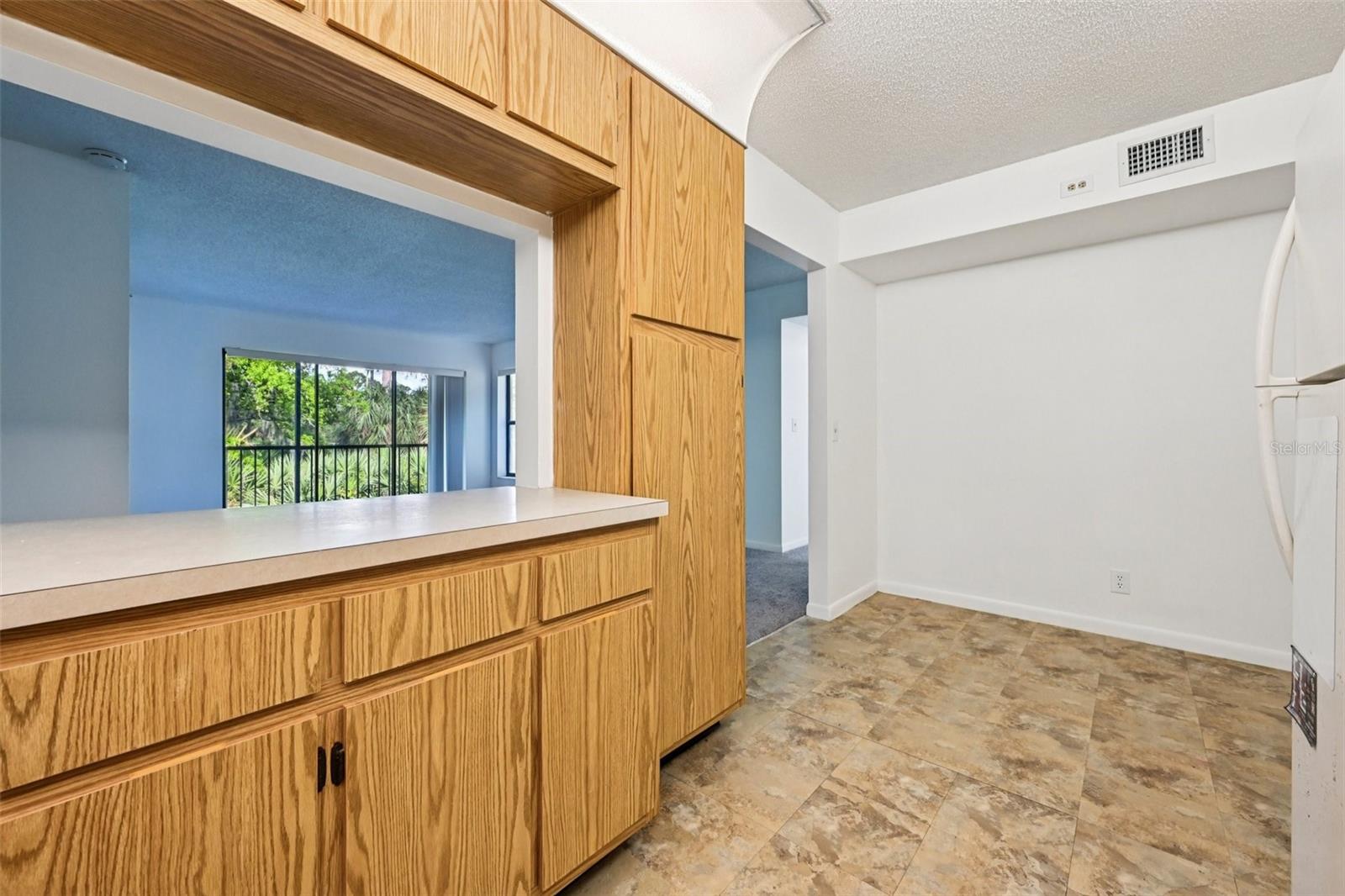 Image 12 of 31 For 1575 Silver Pine Way F2