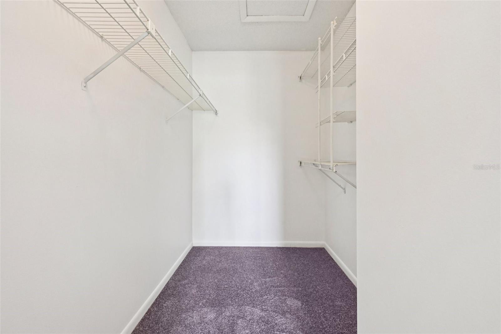 Image 21 of 31 For 1575 Silver Pine Way F2