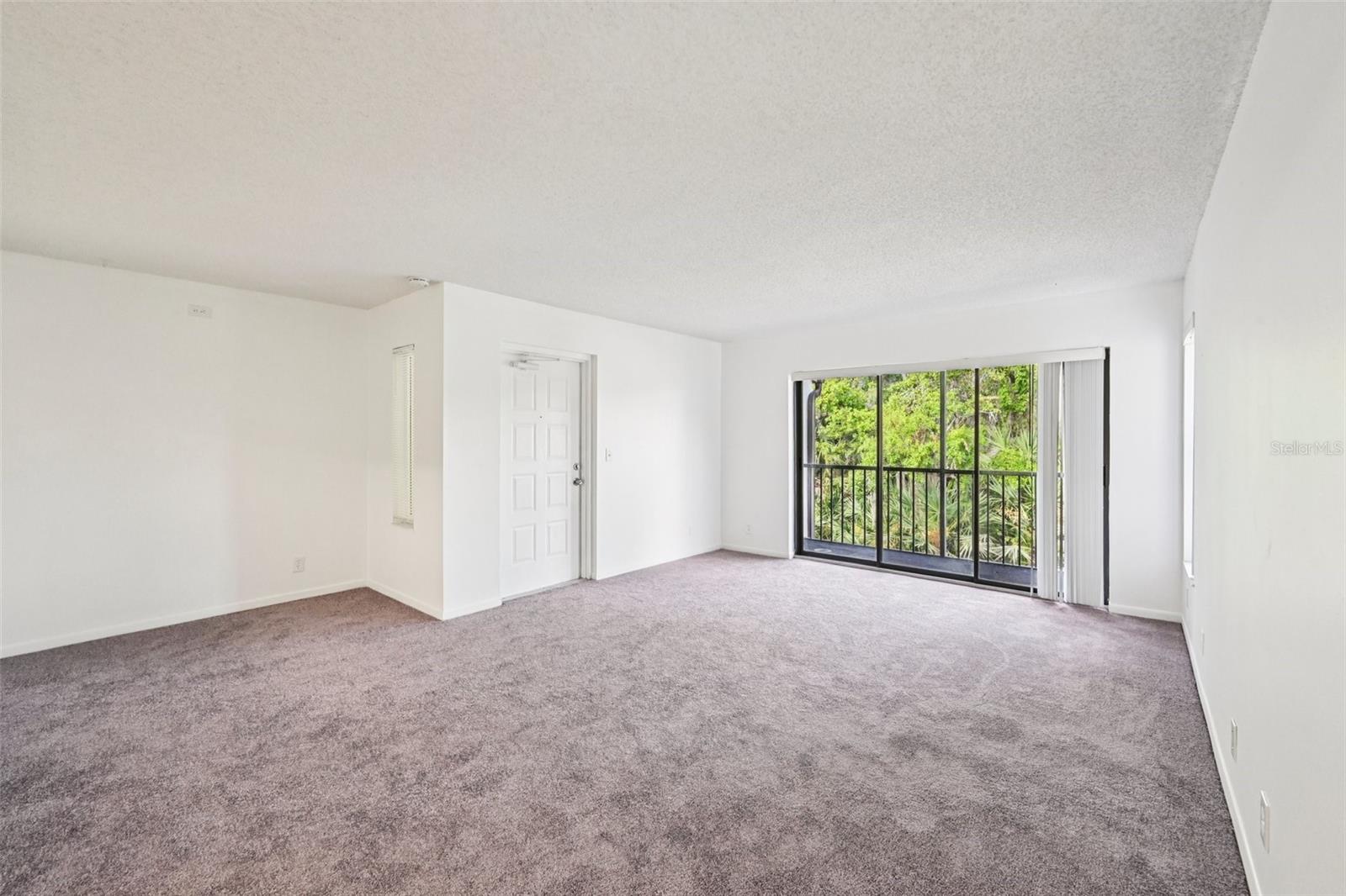 Image 3 of 31 For 1575 Silver Pine Way F2