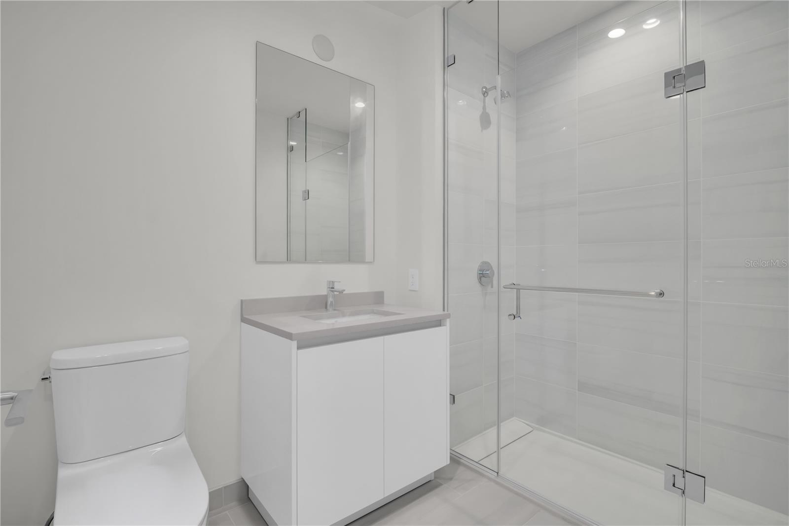 Image 24 of 39 For 400 Central Avenue 4002