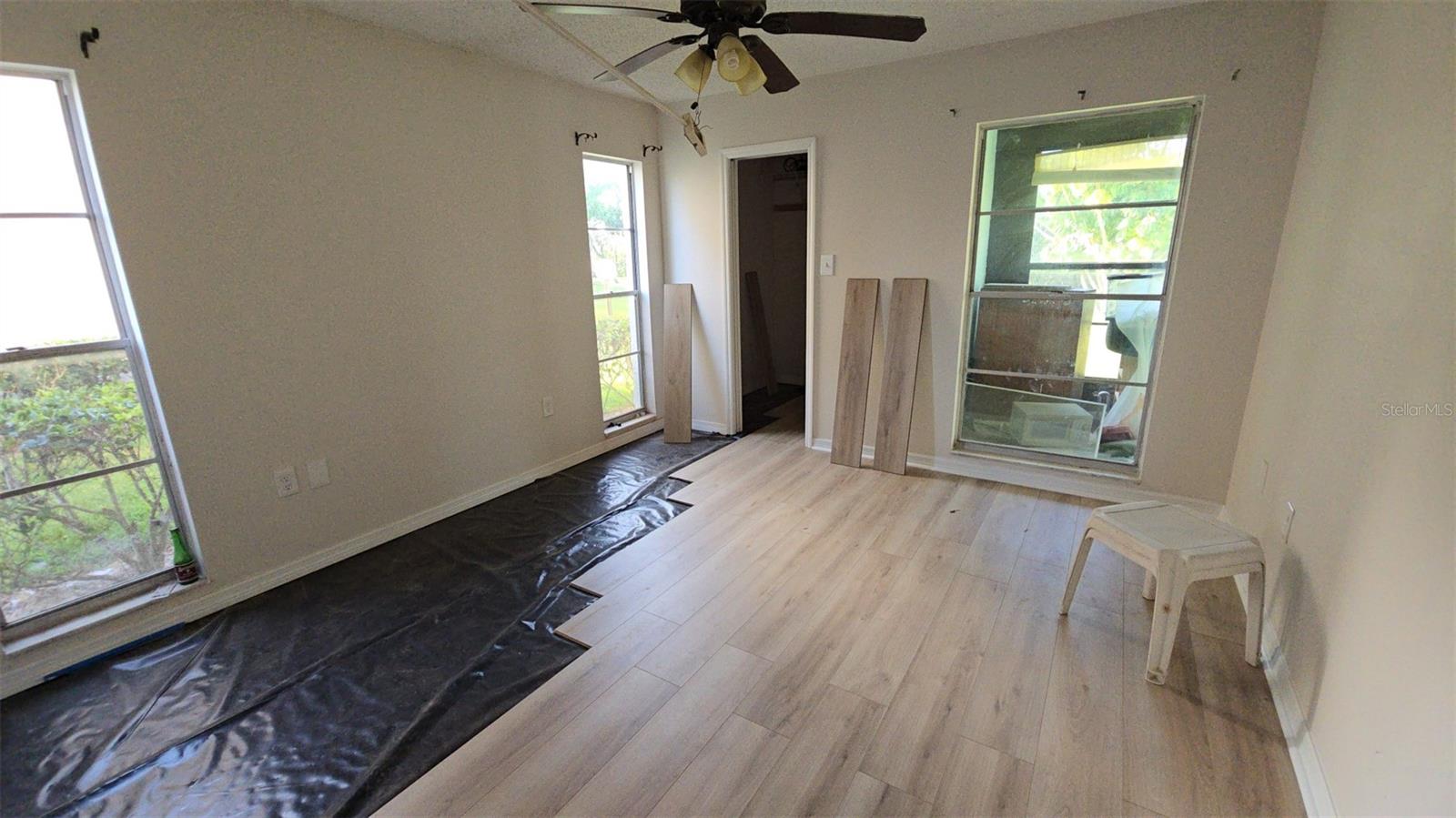 Image 7 of 14 For 4849 Onyx Lane 101