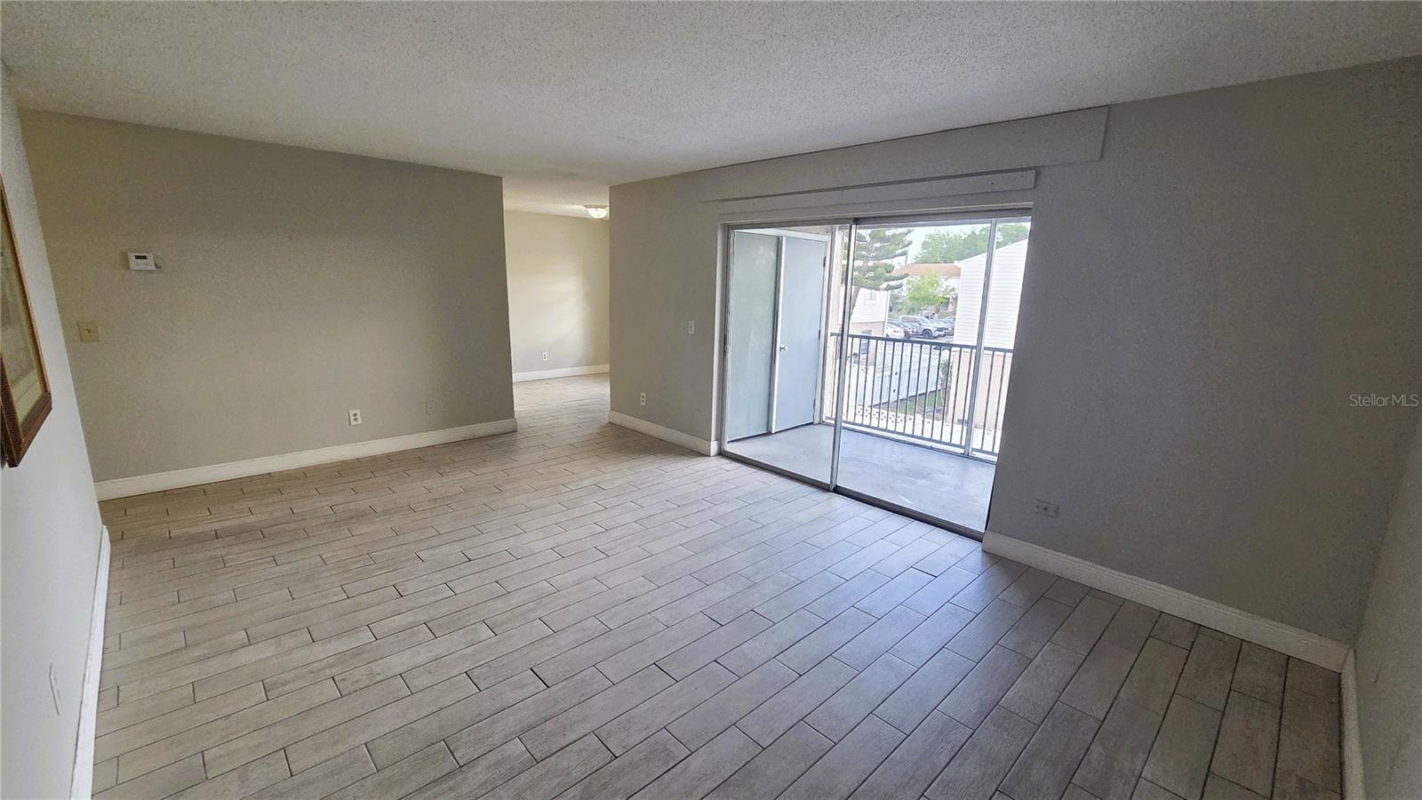 Image 2 of 12 For 7210 Manhattan Avenue 1021