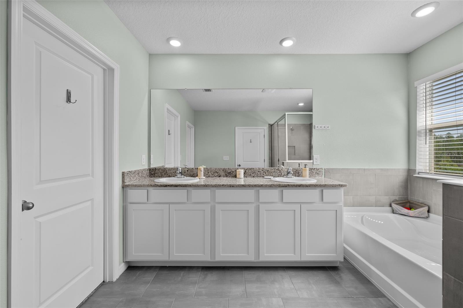 Image 36 of 69 For 8693 Bower Bass Circle