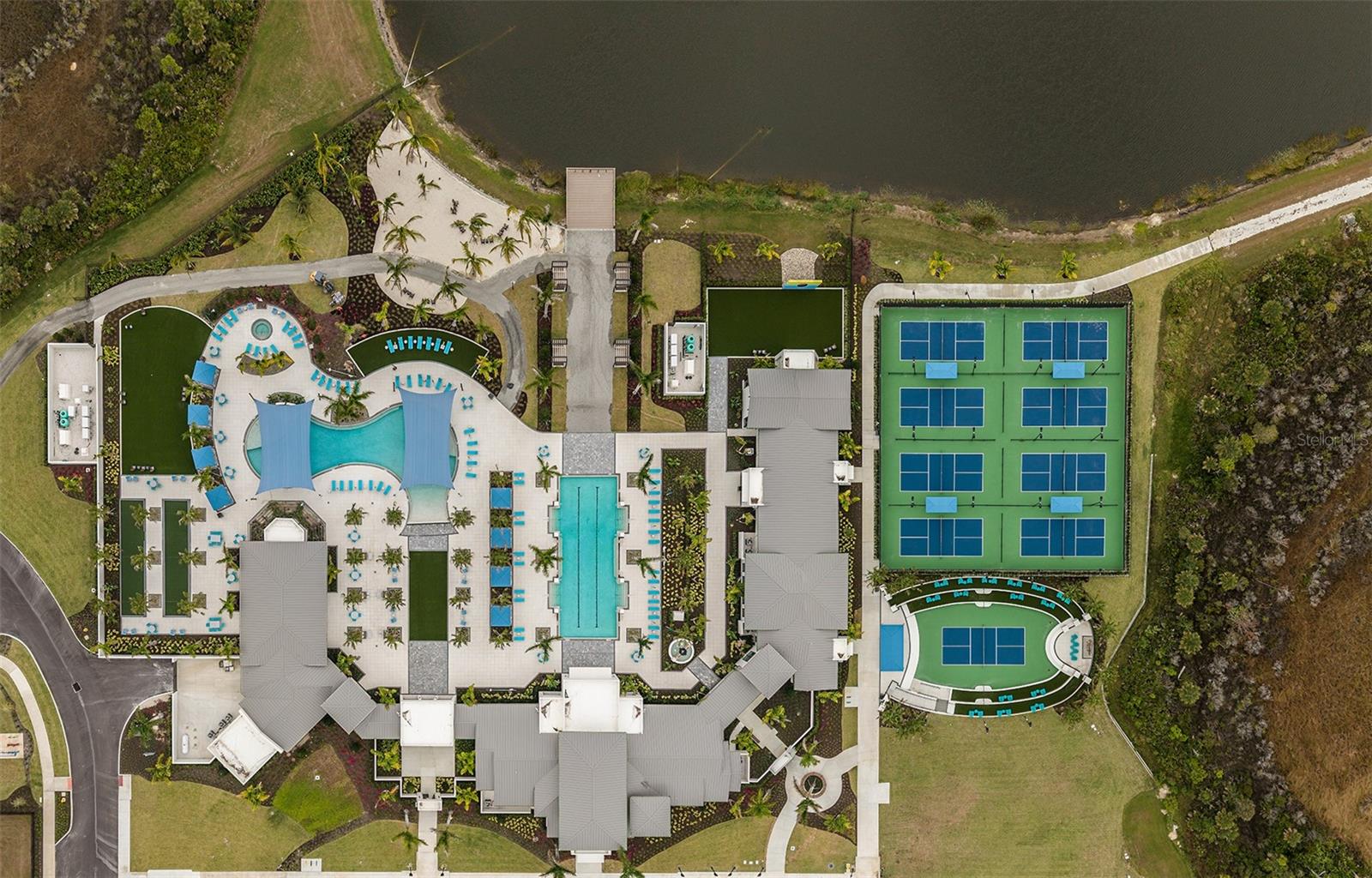 Image 11 of 40 For 18436 Green Garden Court