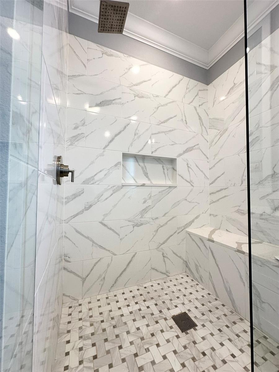 Image 32 of 84 For 1802 5th Street E